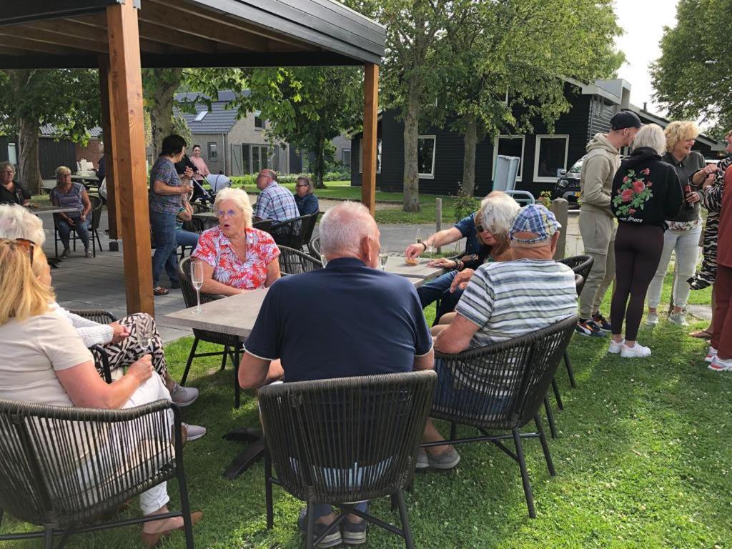 Chalet 511 Op Recreatiepark De Wielen Sint Maarten Eksteriør bilde