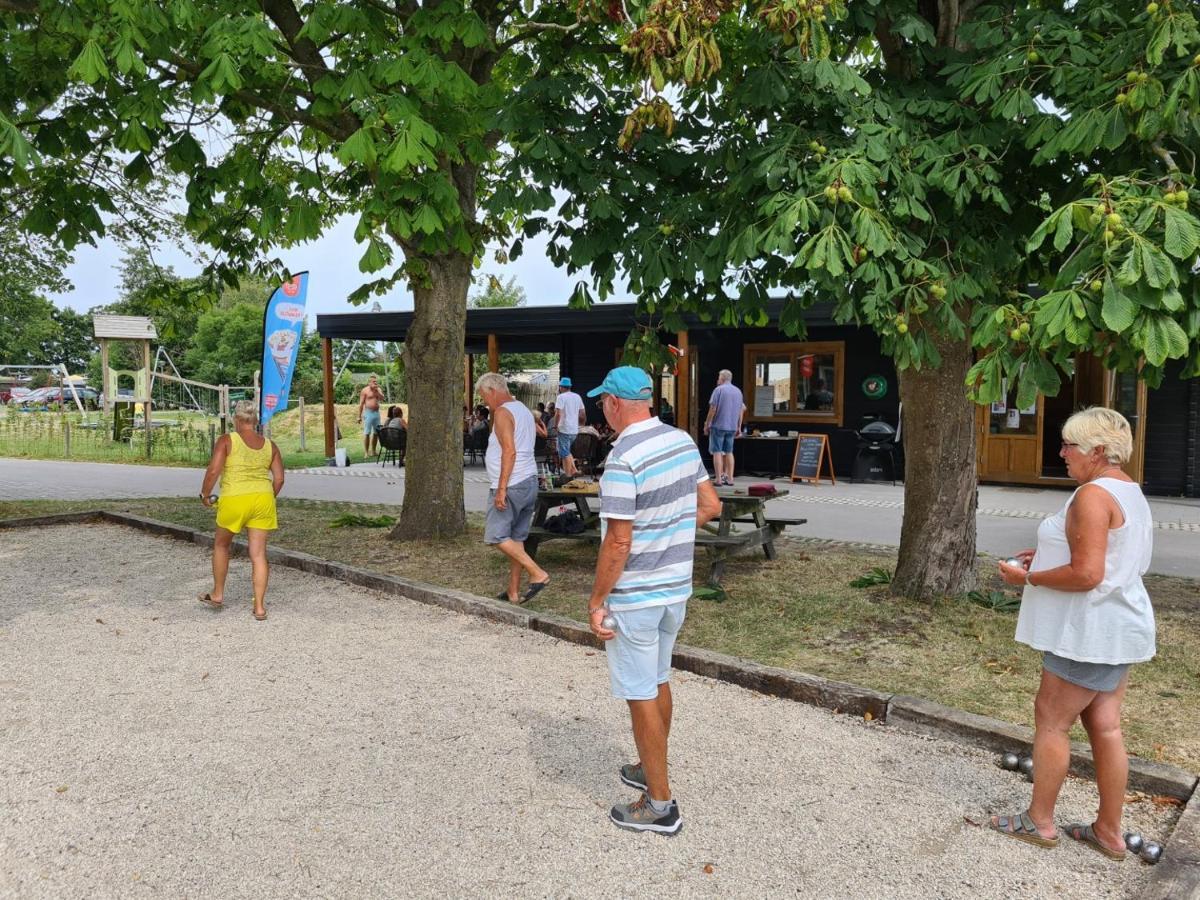 Chalet 511 Op Recreatiepark De Wielen Sint Maarten Eksteriør bilde